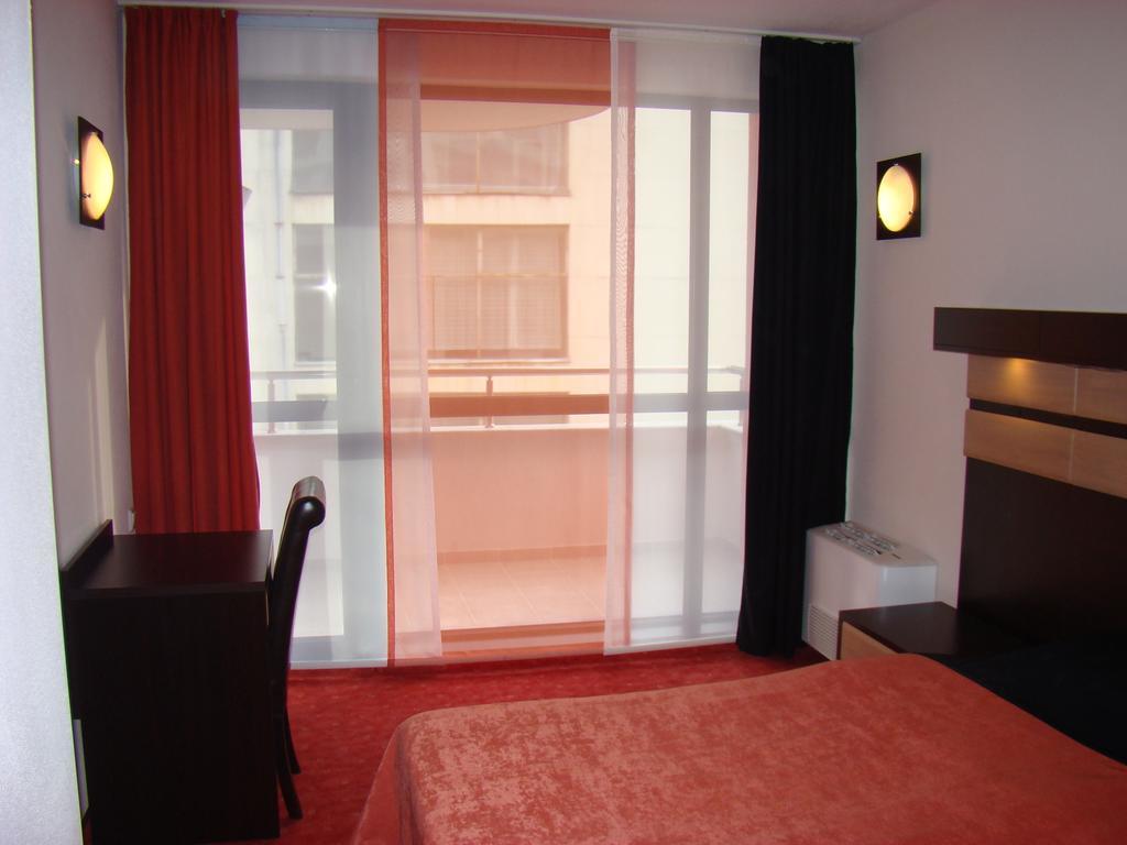 Hotel Byalo More Banite Ruang foto