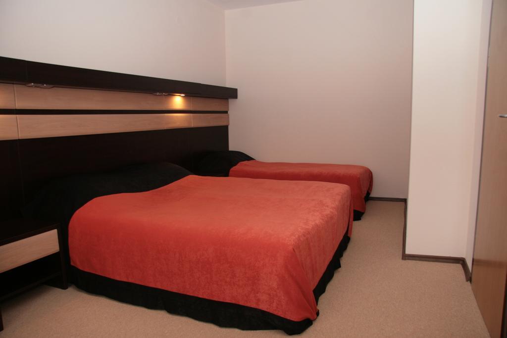 Hotel Byalo More Banite Ruang foto
