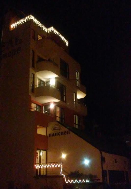 Hotel Byalo More Banite Bagian luar foto
